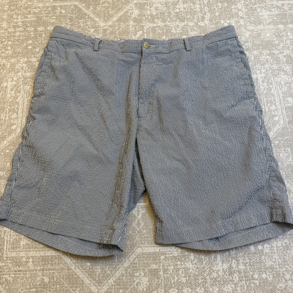 Peter Millar Featherweight Seersucker Striped‎ Golf Shorts Men's 36 Blue White